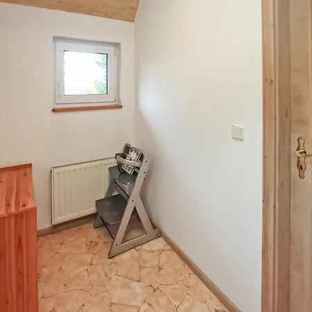 3 Bedroom Beautiful In Thomsdorf 度假居