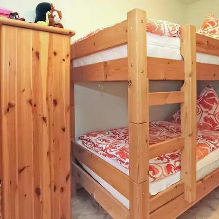 3 Bedroom Beautiful In Thomsdorf 度假居 *