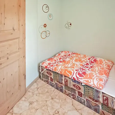 3 Bedroom Beautiful In Thomsdorf 度假居 *